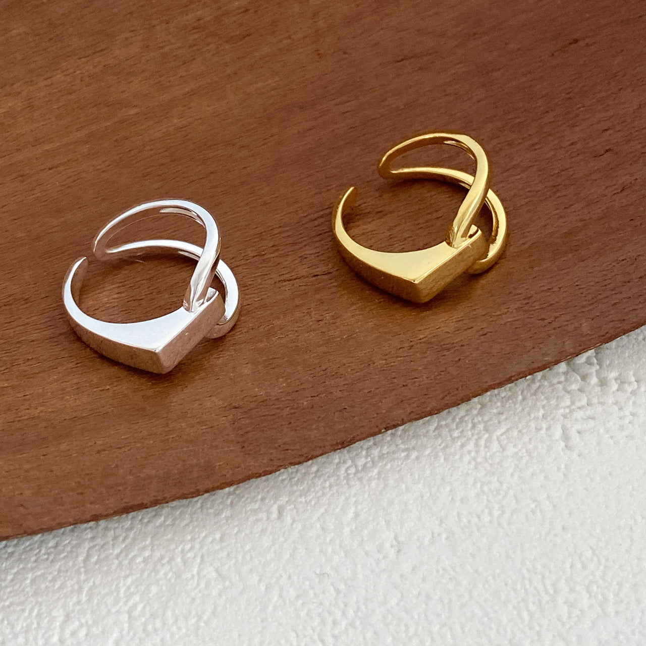 Asymmetrischer verstellbarer Ring aus Sterling Silber