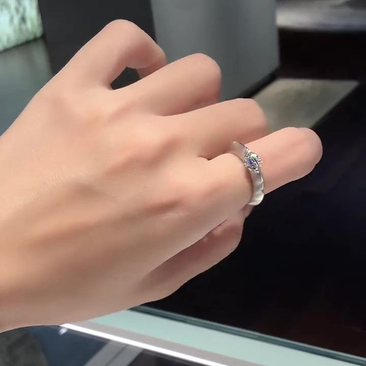 Silber Rund um den Planeten Ring