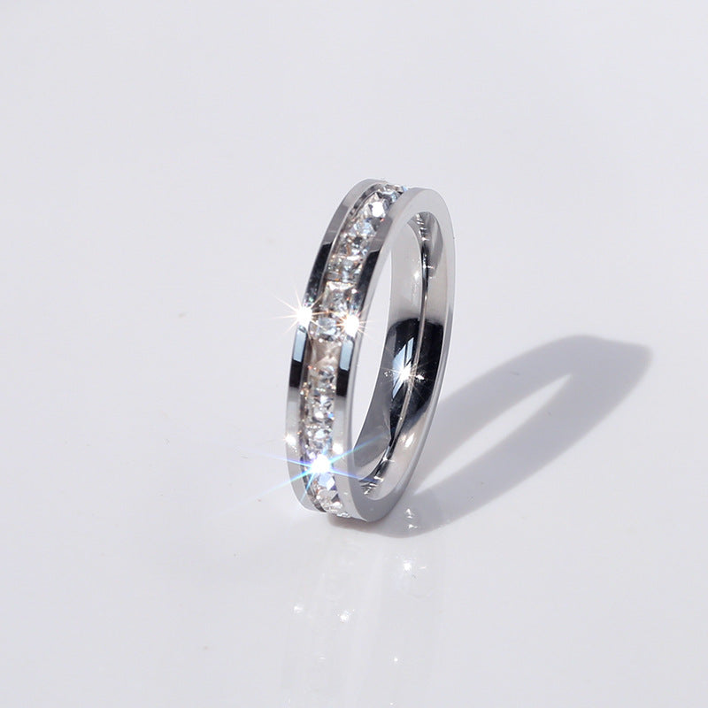 Volldiamant-Ring aus Titan