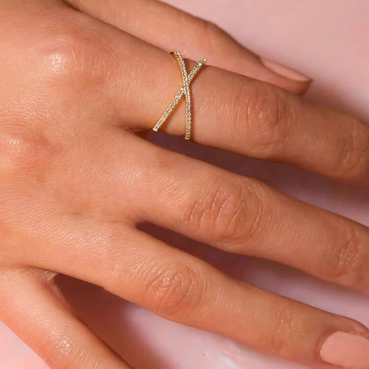 Nia Gold Kreuz Ring