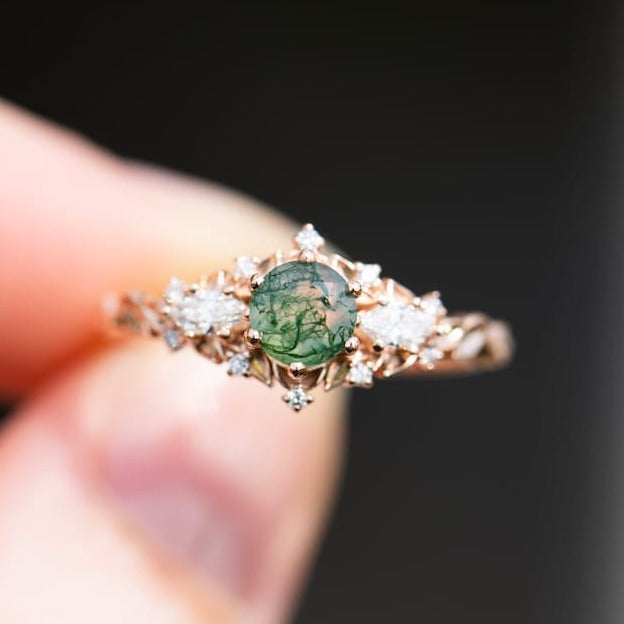 Runder Moosachat-Ring