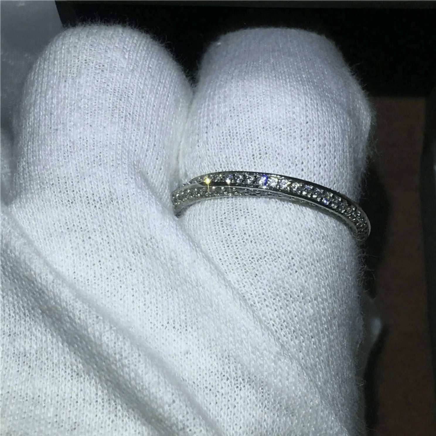 Der Julianne Woven Band Ring