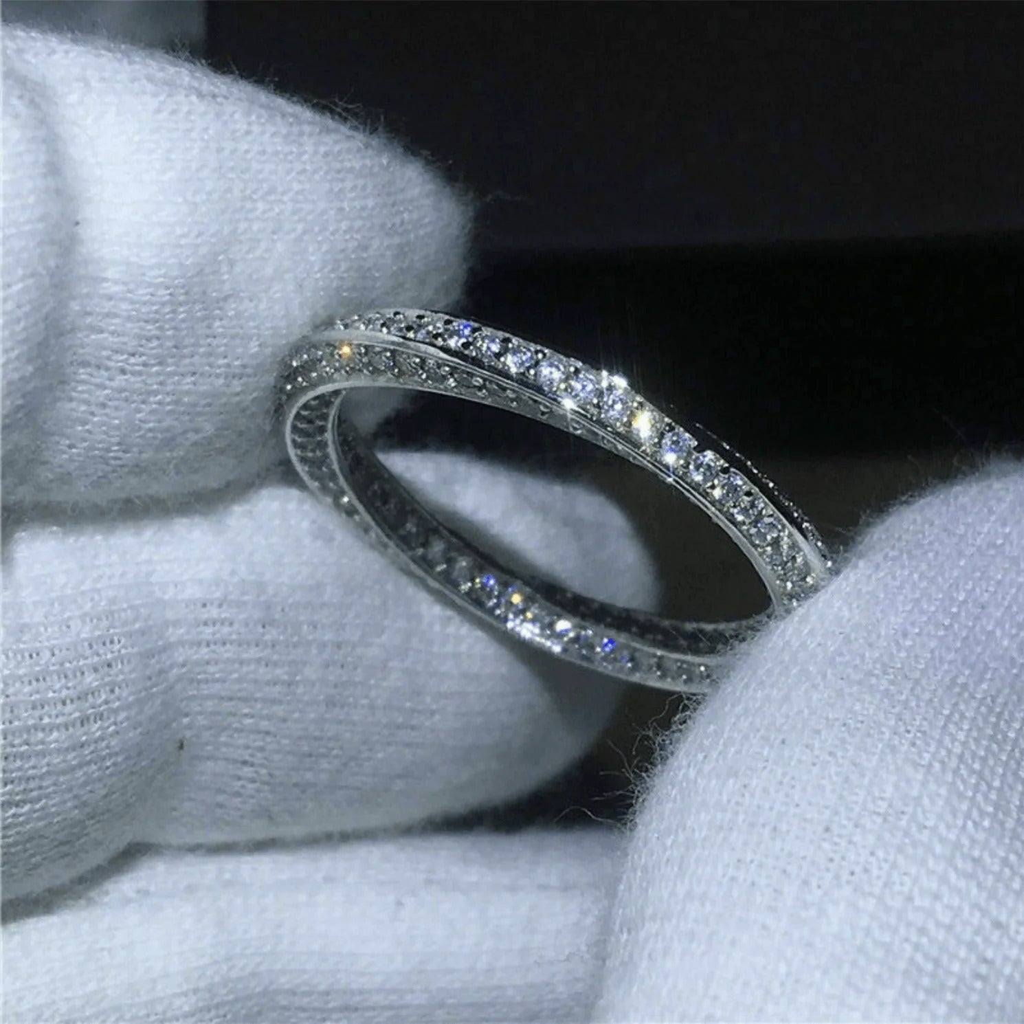 Der Julianne Woven Band Ring