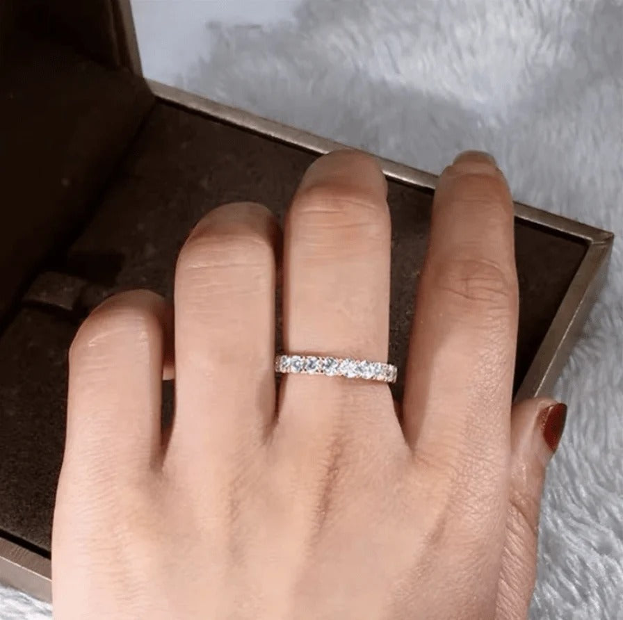 Der Daybreak Daisy Band Ring