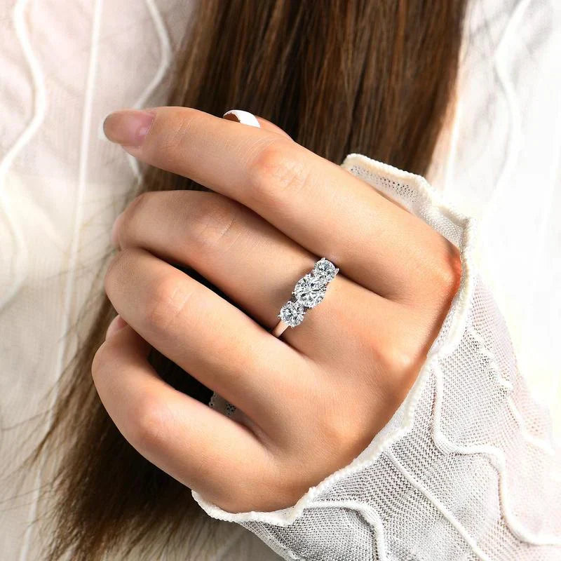 Clare Dreifach Stein Ring | Weißgold