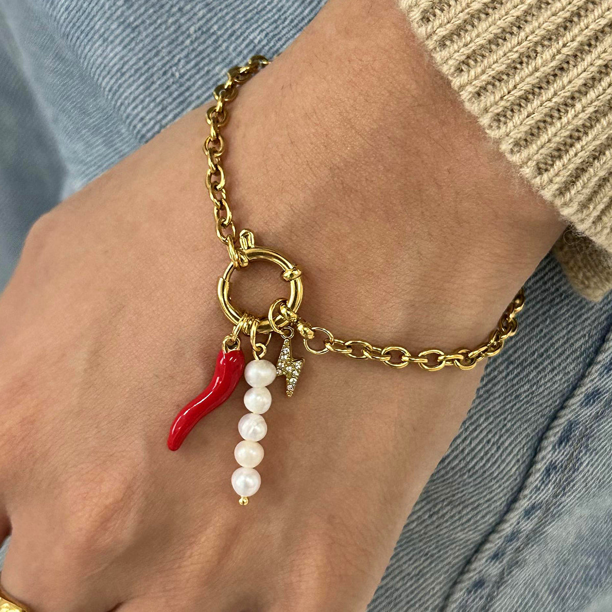 Chili-Charm-Armband in Gold