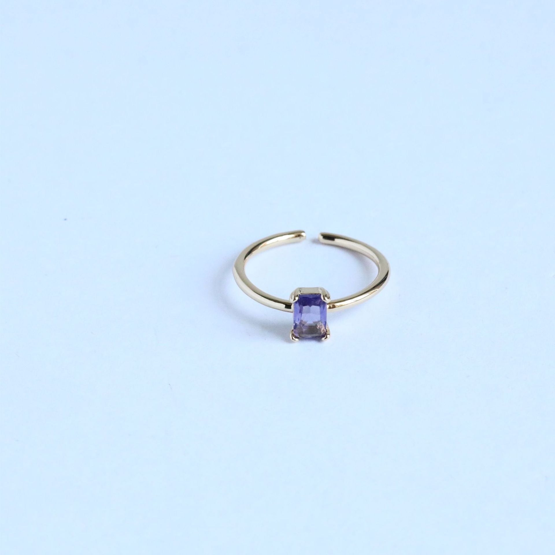 Eleganter Vintage-Geburtssteinring