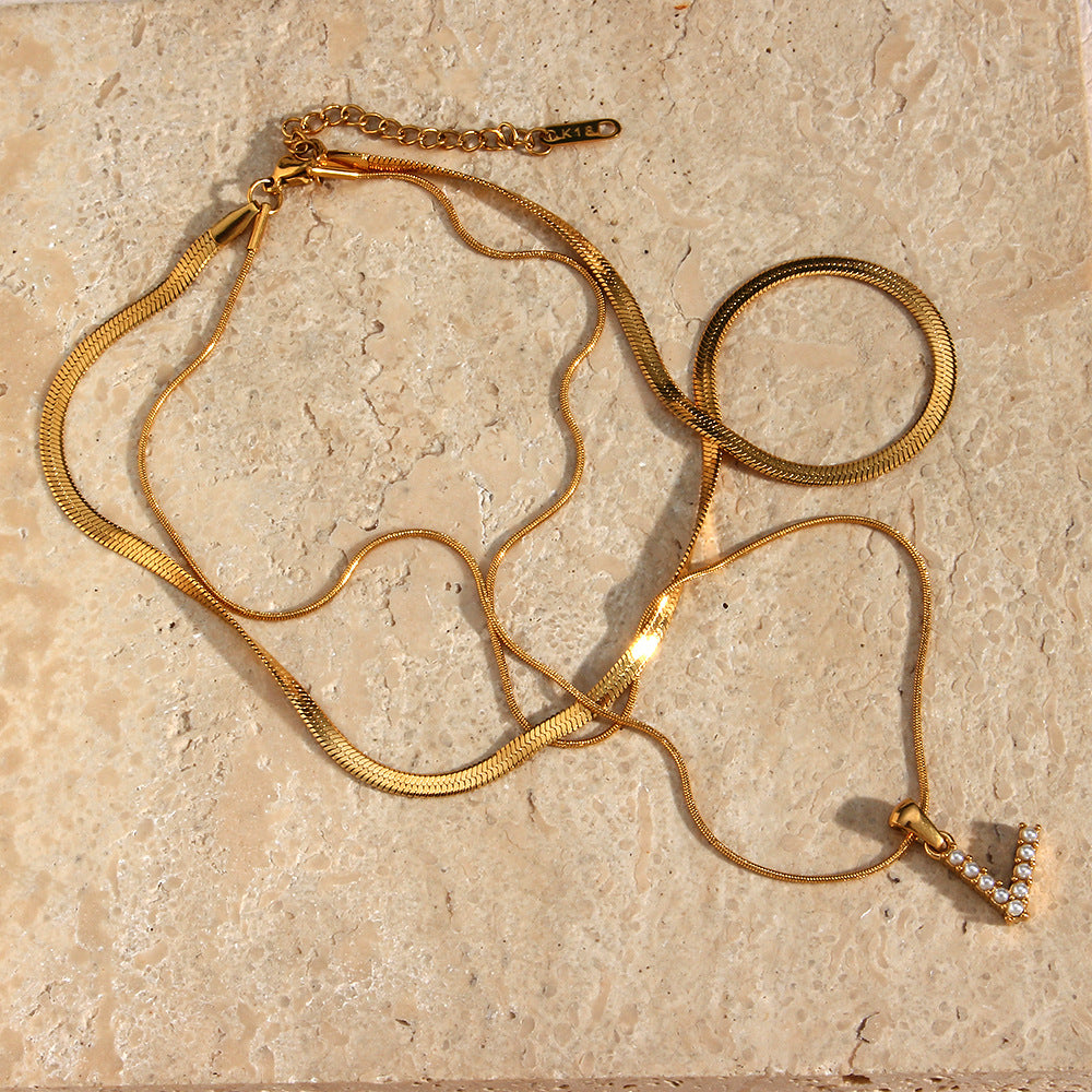 Fiona Lagenweise Gold Initial Buchstaben Halskette