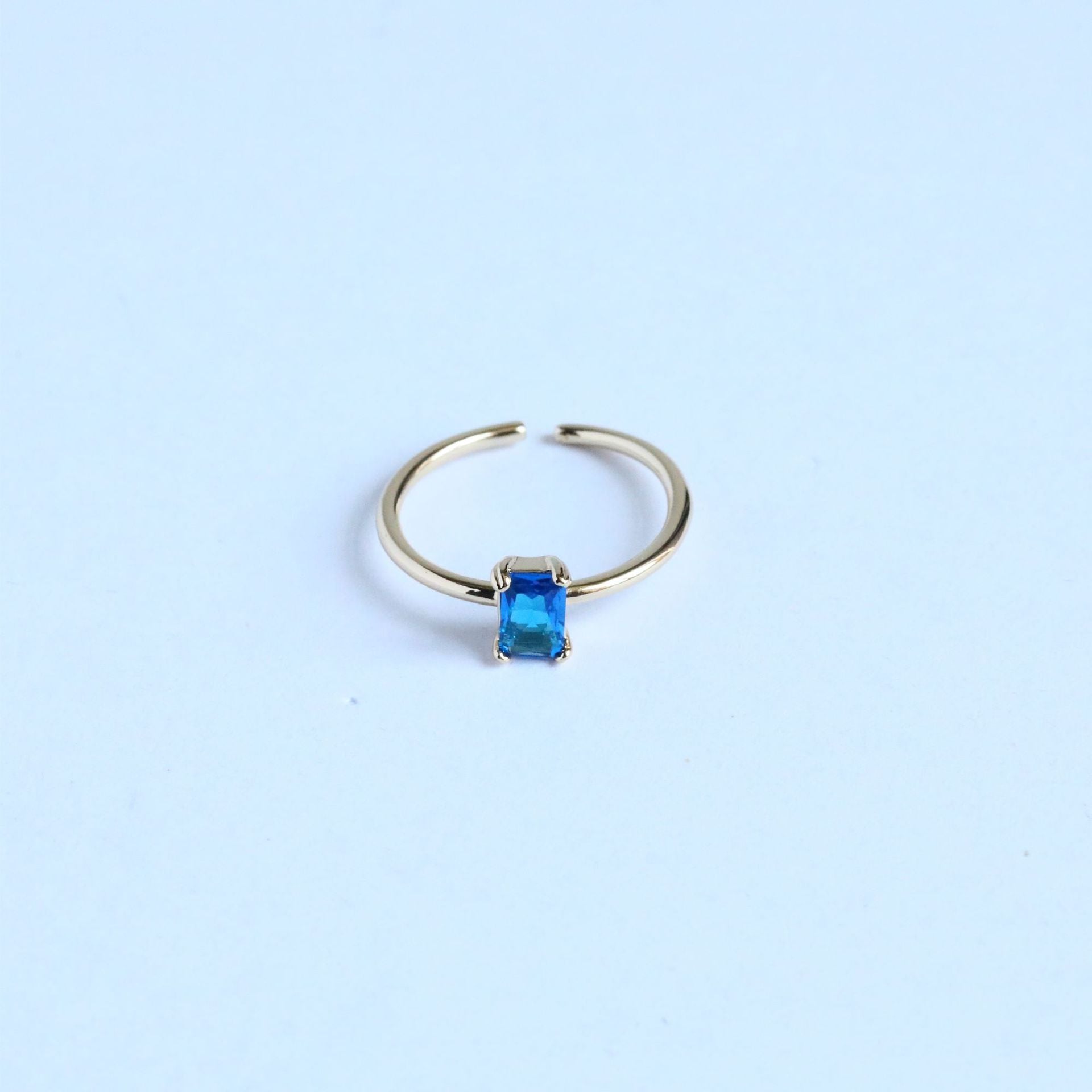 Eleganter Vintage-Geburtssteinring