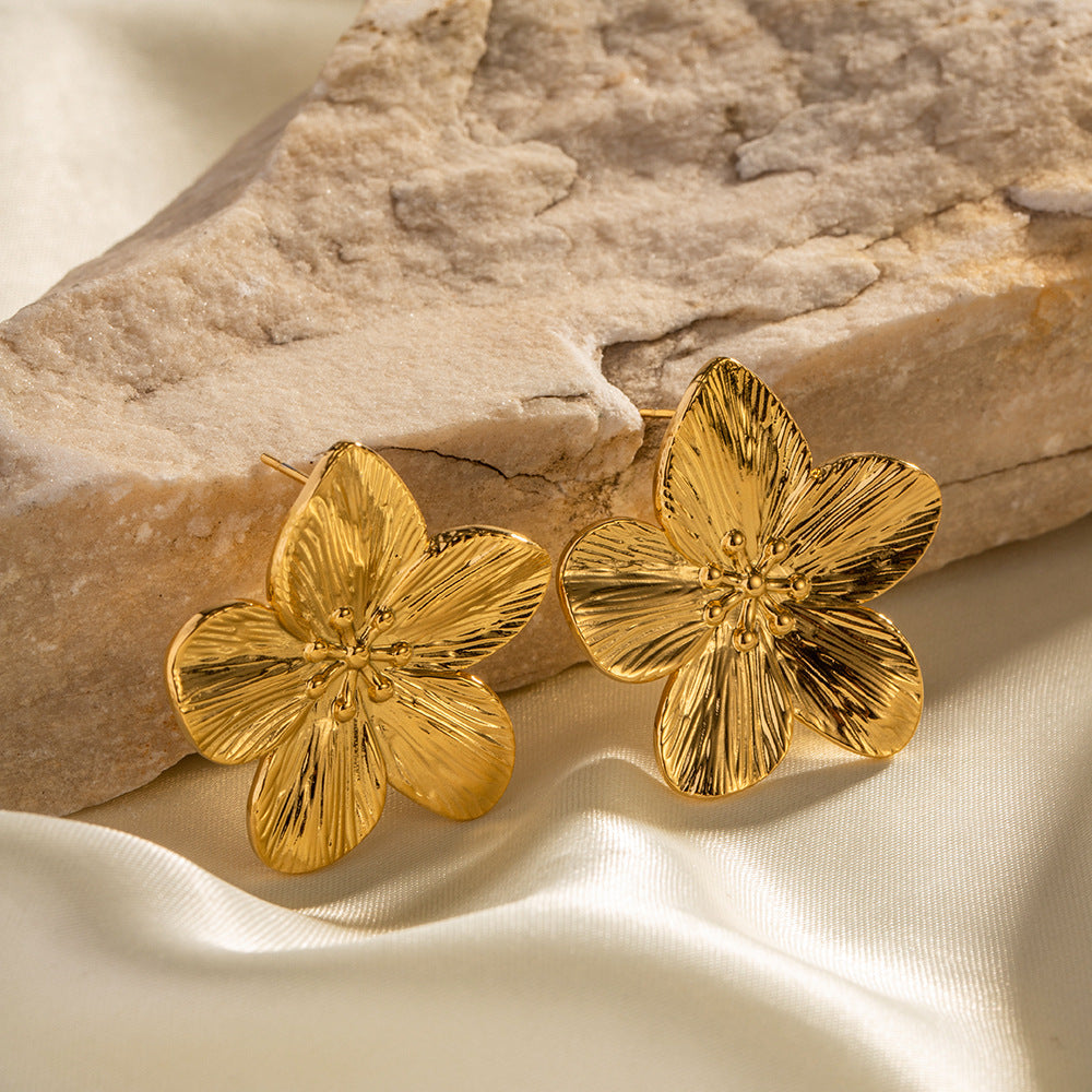 Allysa Blume Gold-Ohrringe