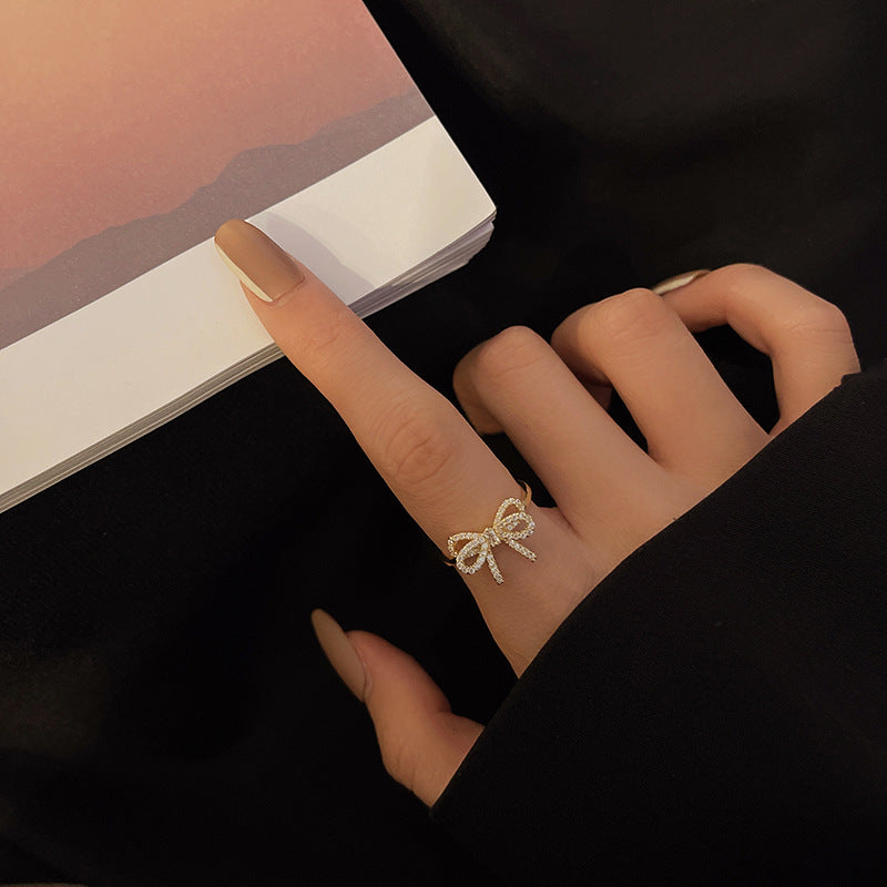 Henrietta Ring mit Goldband