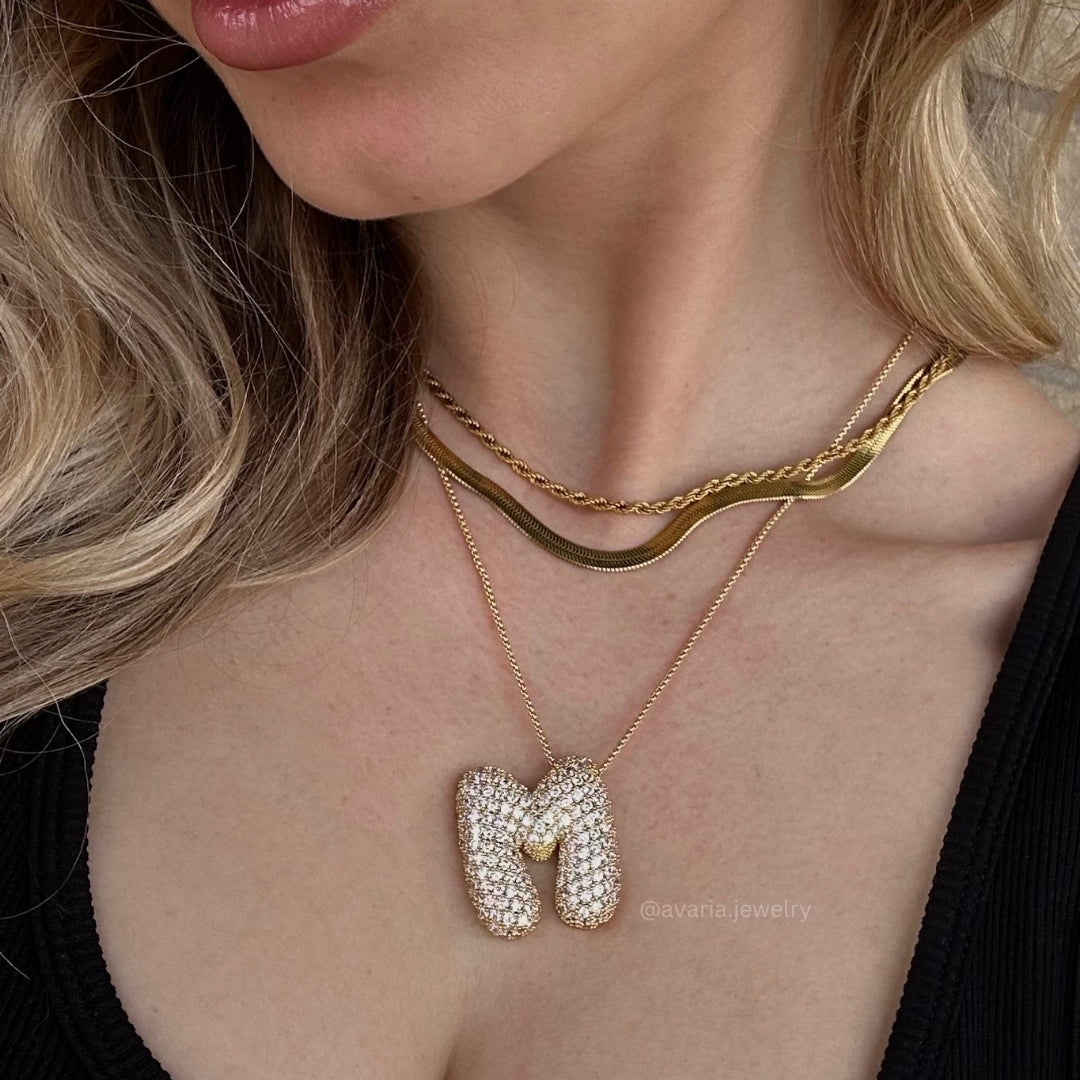 Bubble Initial Diamond Halskette