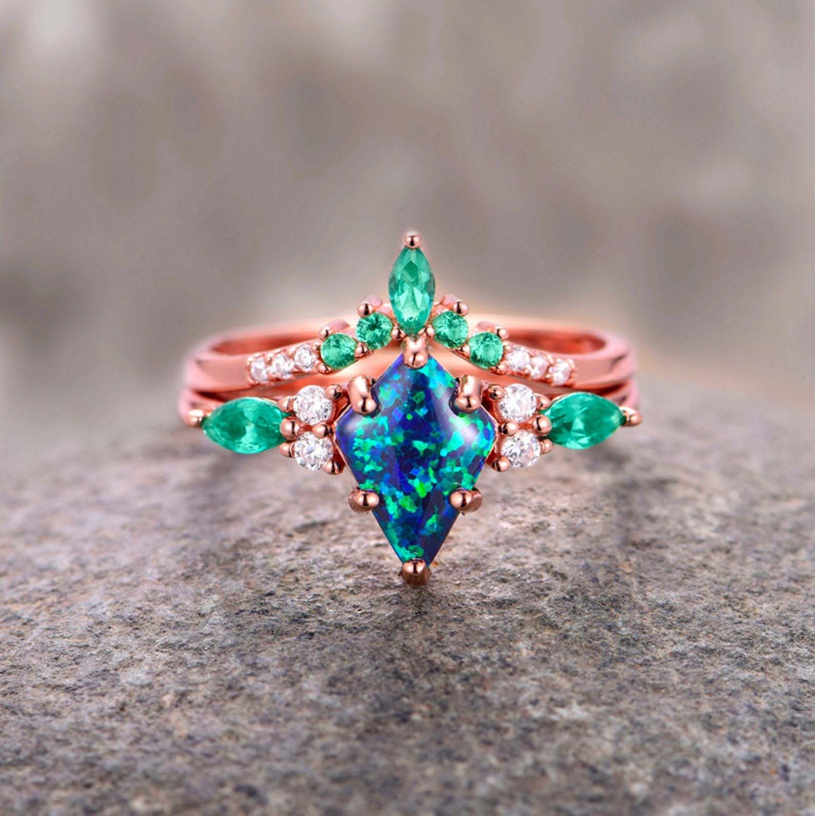Skye Paar-Ring-Set – Pfauen-Opal in Pfauenblau, in Rosévergoldung & Wolfram