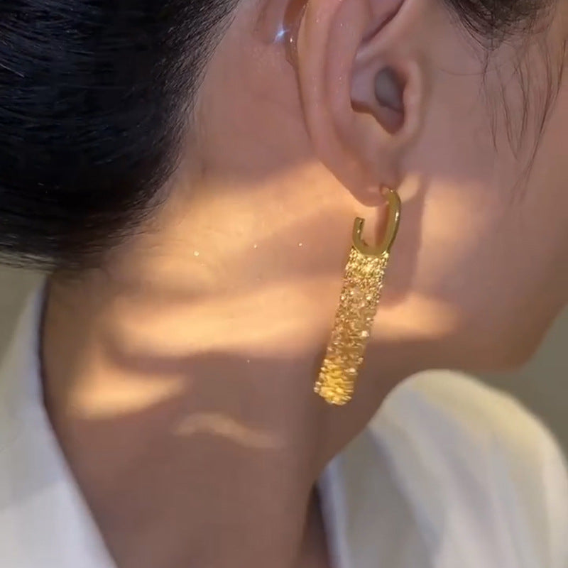 Elegante lange Quasten-Ohrringe