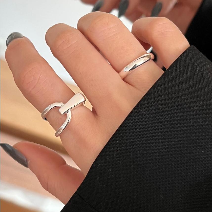 Asymmetrischer verstellbarer Ring aus Sterling Silber