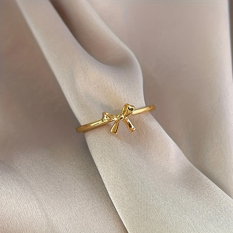 Ballet Charm Golden Bow Ring zum Verschenken & Glamour