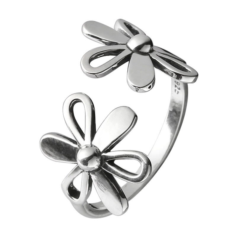 Silberner Blumenring