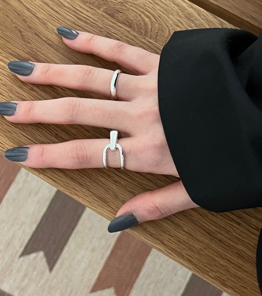 Asymmetrischer verstellbarer Ring aus Sterling Silber