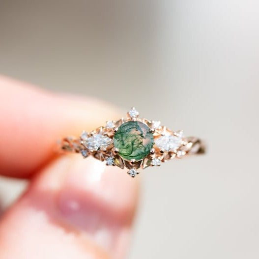 Runder Moosachat-Ring