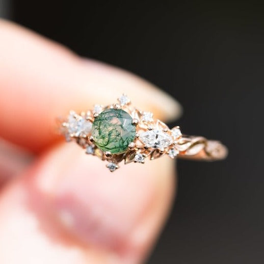 Runder Moosachat-Ring