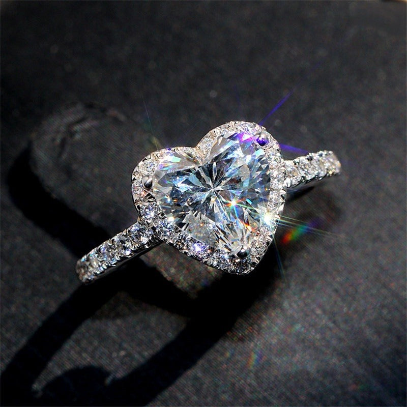 Der Captivate Heart Ring