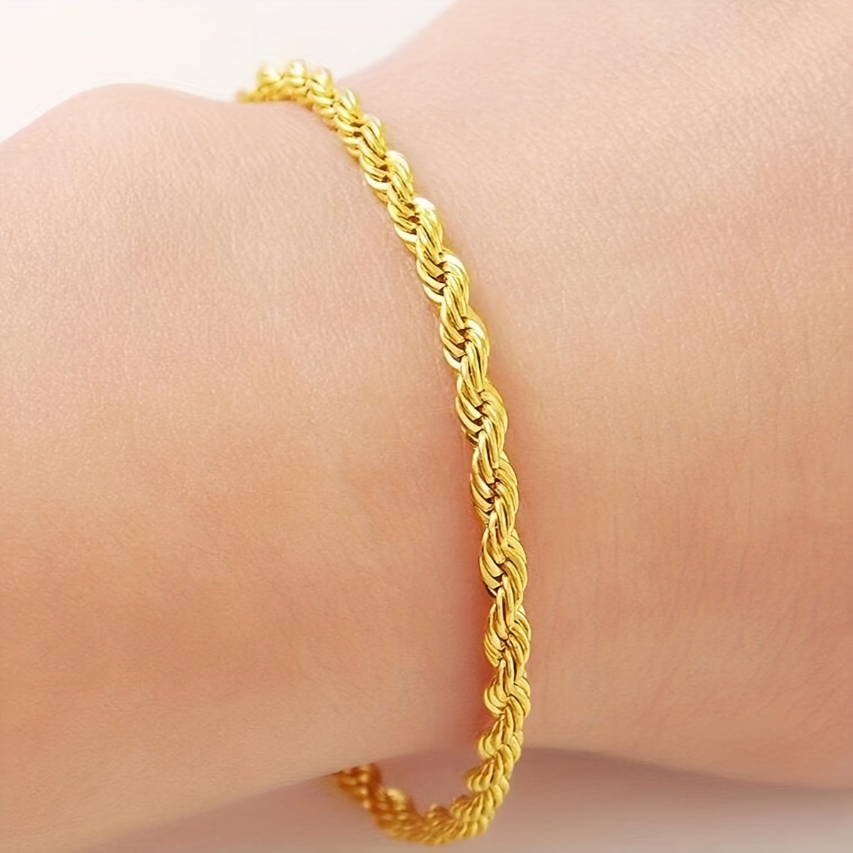 Stylisches 3mm Twist-Armband - Perfekt für Sie und Ihn