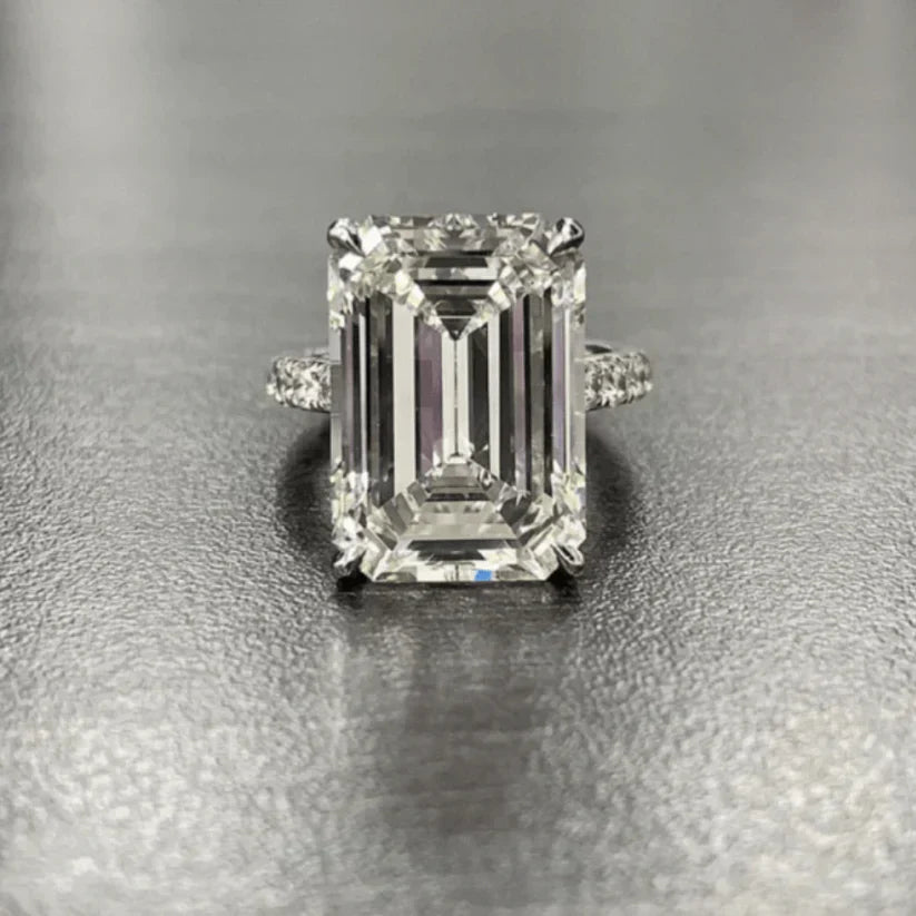 Bettina Lorenzi Ring | Weißgold