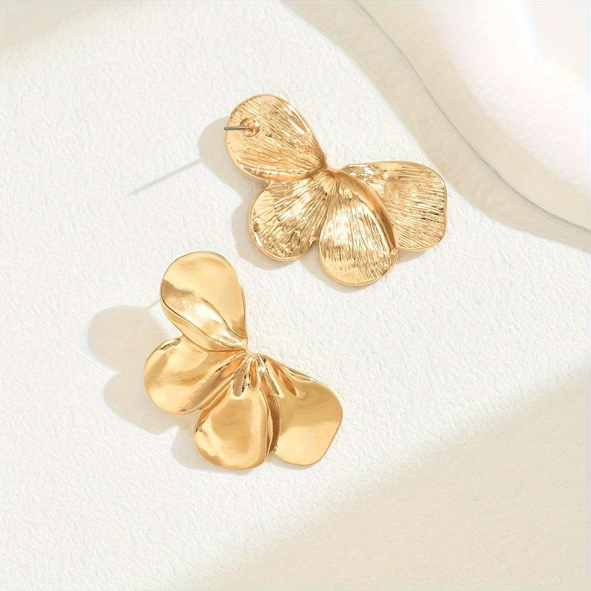Golden Bloom Elegante Floral Geometry Ohrringe für Sie