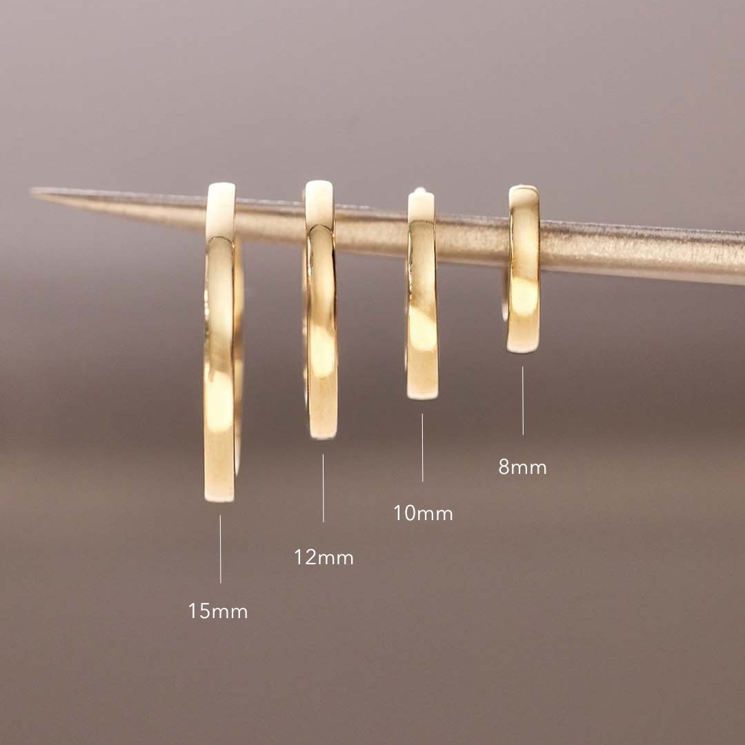 Einzelner Huggie (12mm) | Gold