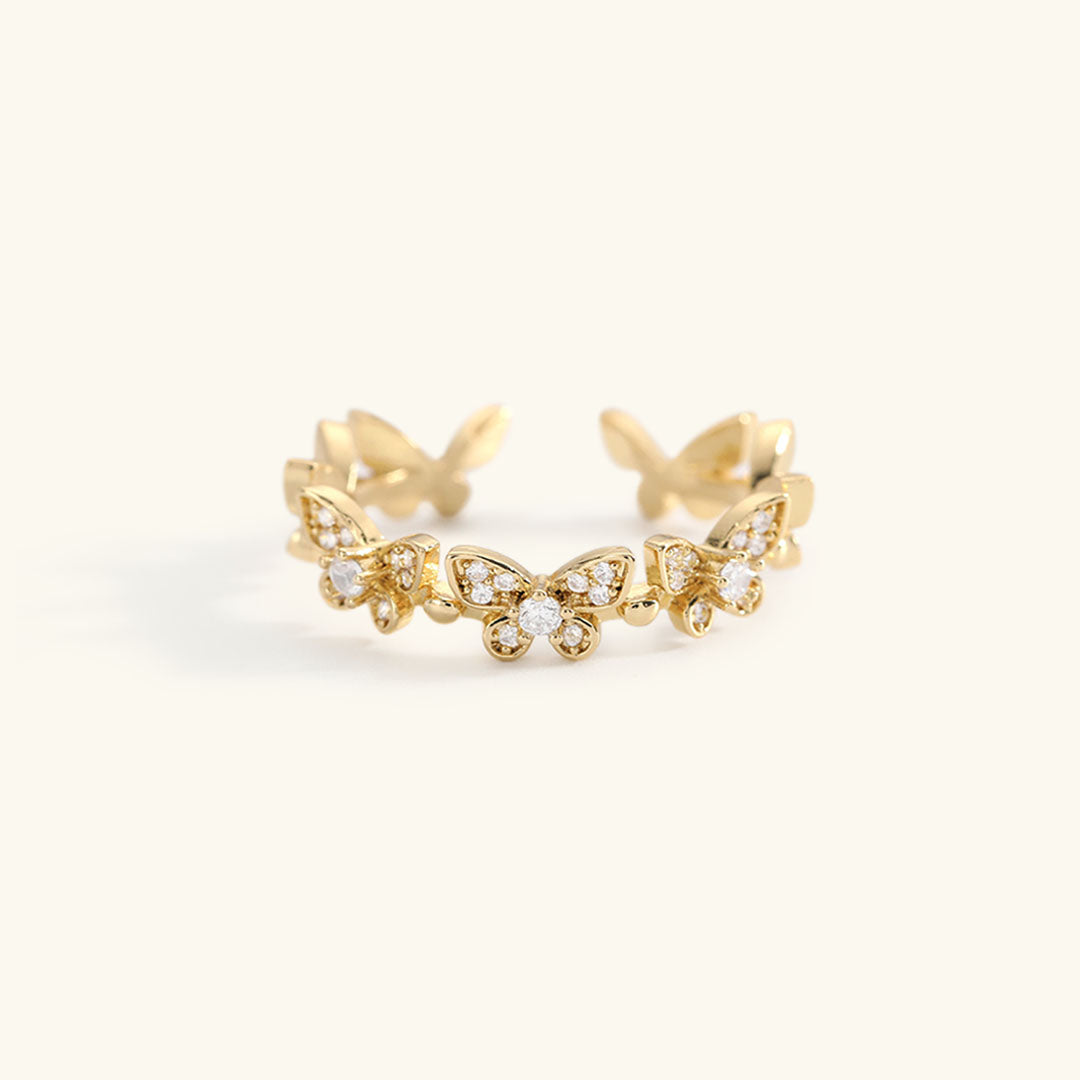 Colleen Schmetterling Gold Ring