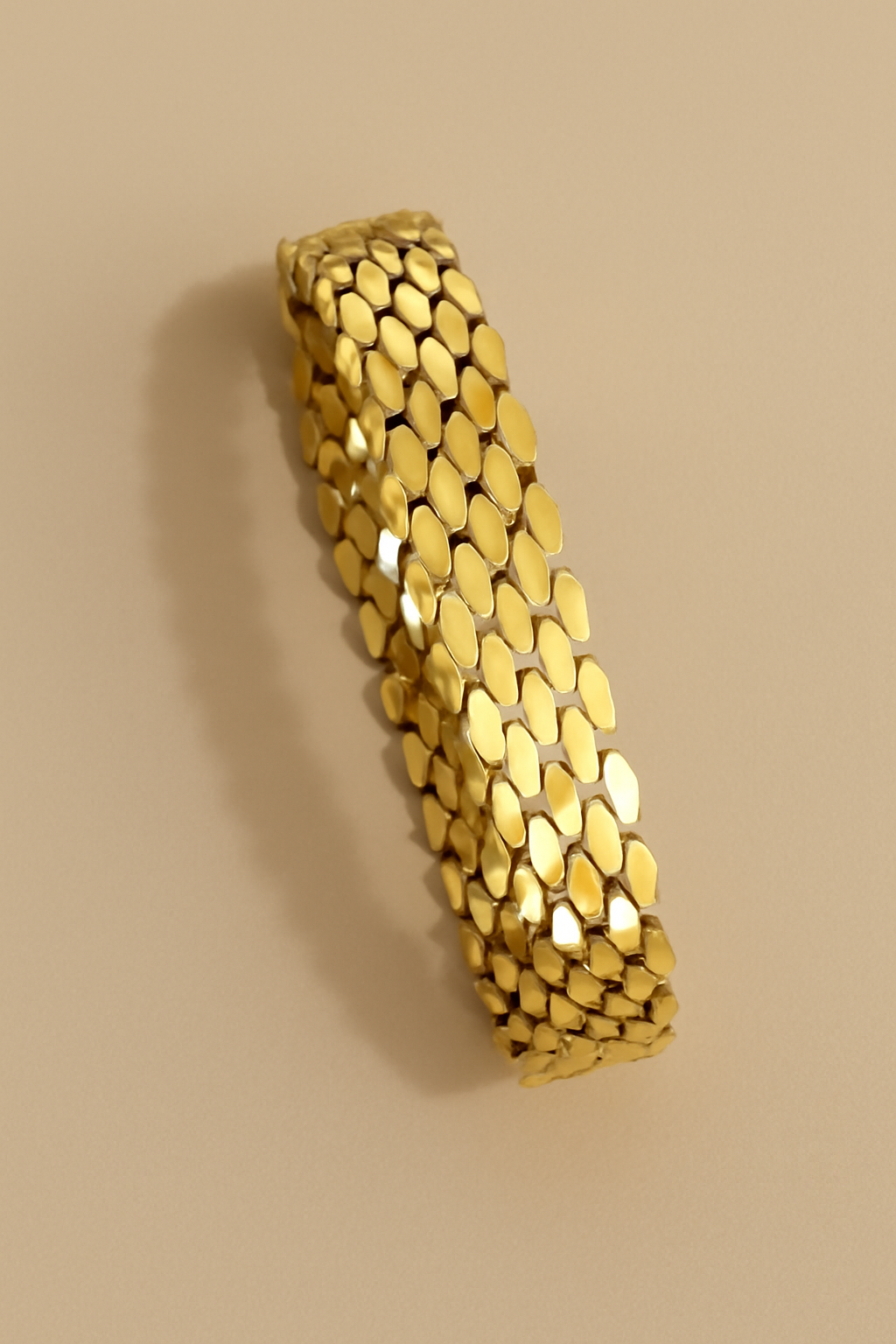 Elegante geometrische Goldarmbänder - perfekt für Männer und Frauen
