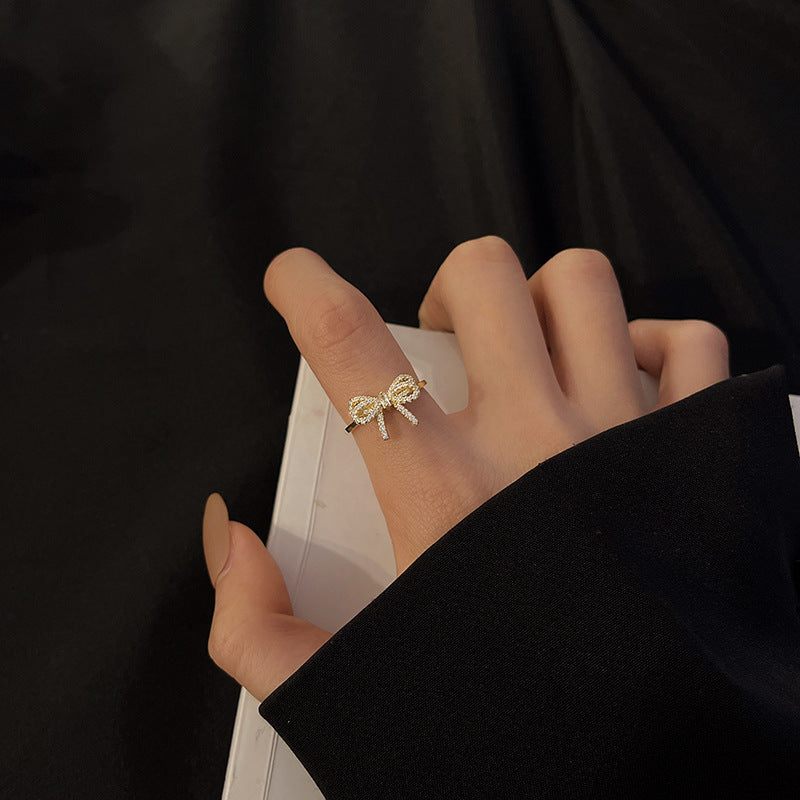 Henrietta Ring mit Goldband