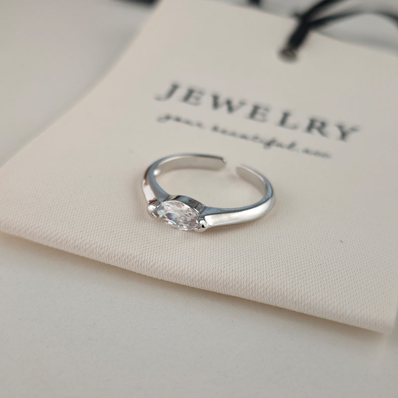 Aya Sterling Ring | Weißgold