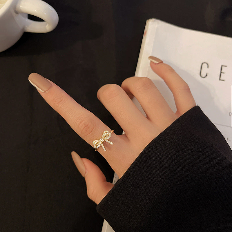 Henrietta Ring mit Goldband