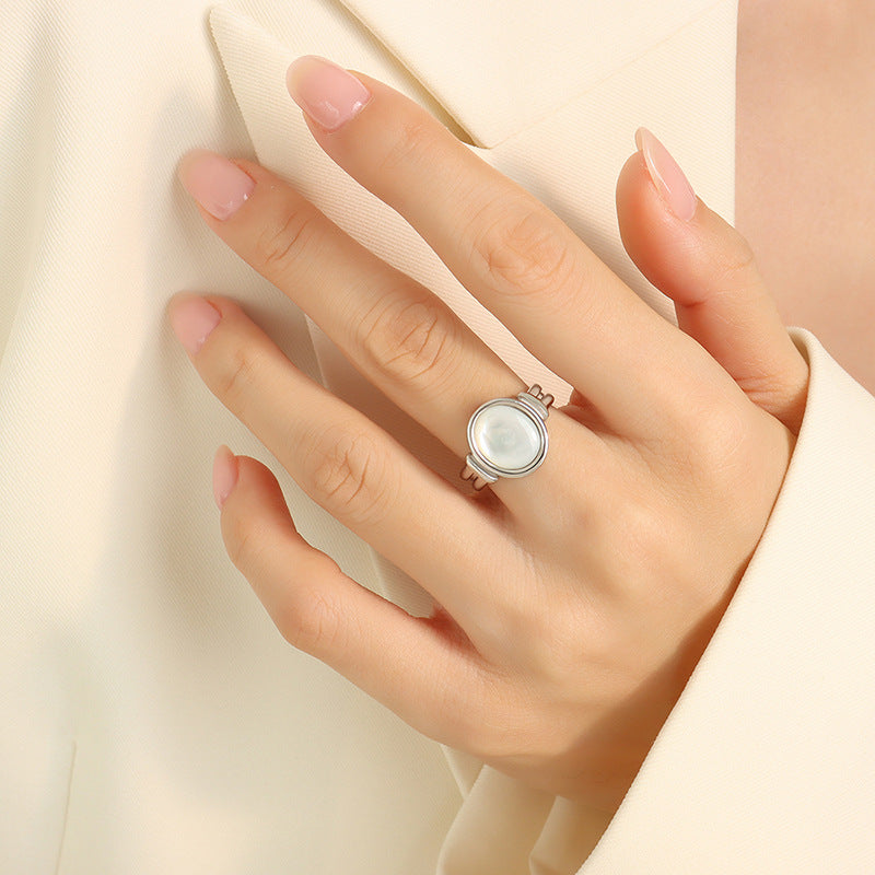 Belle Gold Muschel Ring