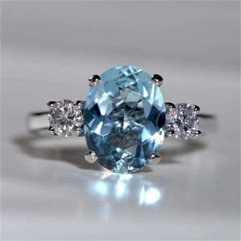 Blauer Saphirring aus Sterlingsilber