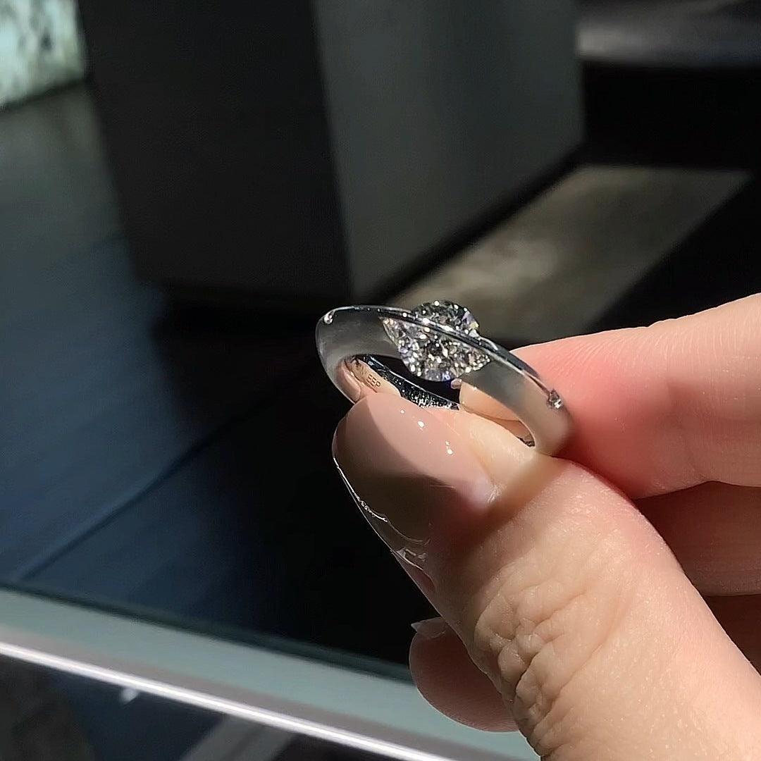 Stellar Rotierender Diamantring