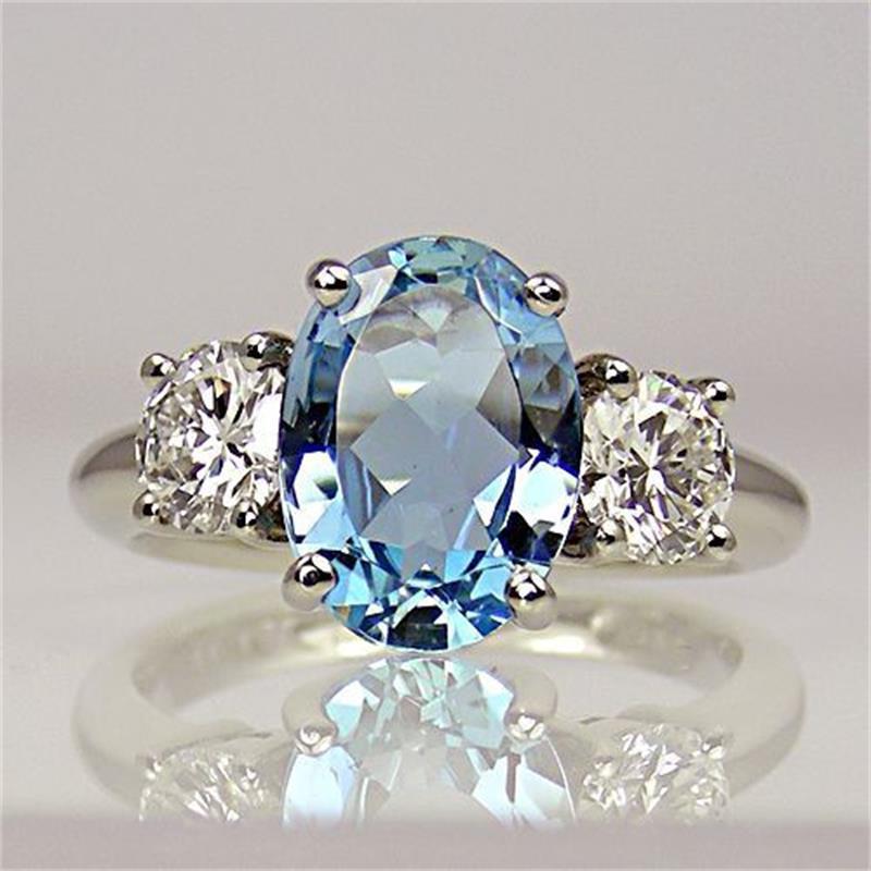 Blauer Saphirring aus Sterlingsilber