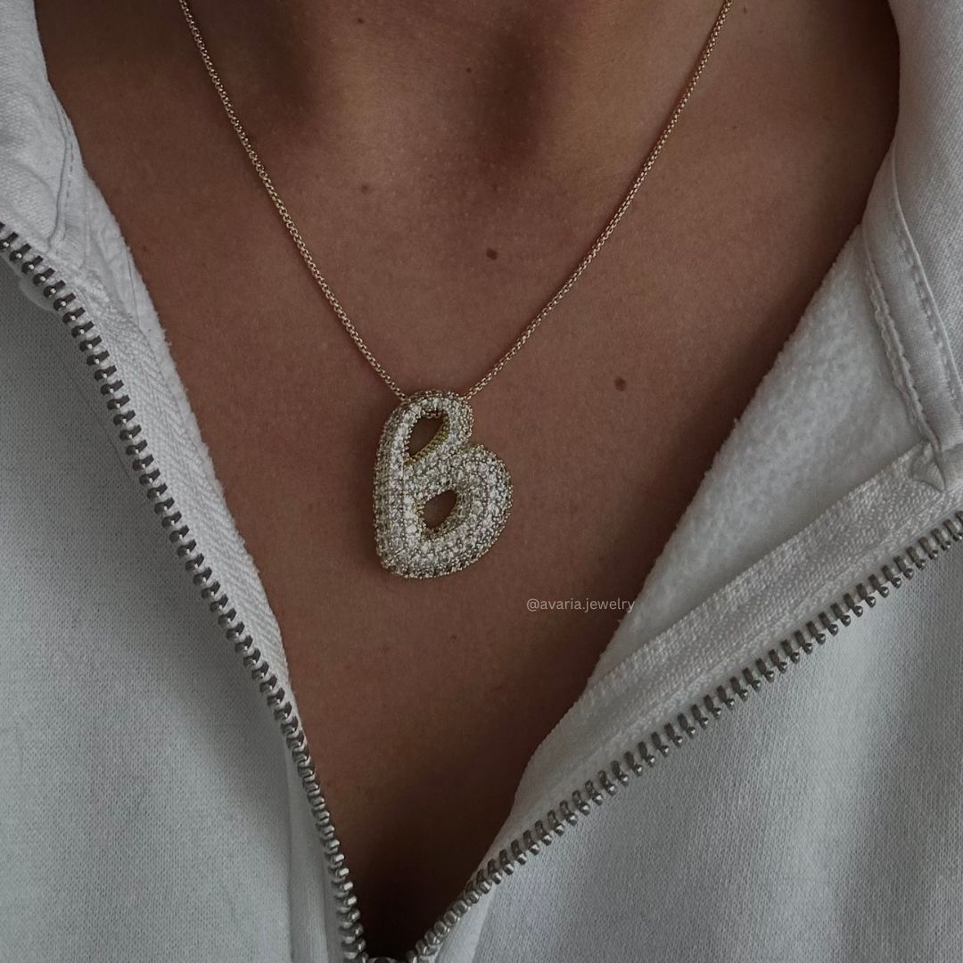 Bubble Initial Diamond Halskette