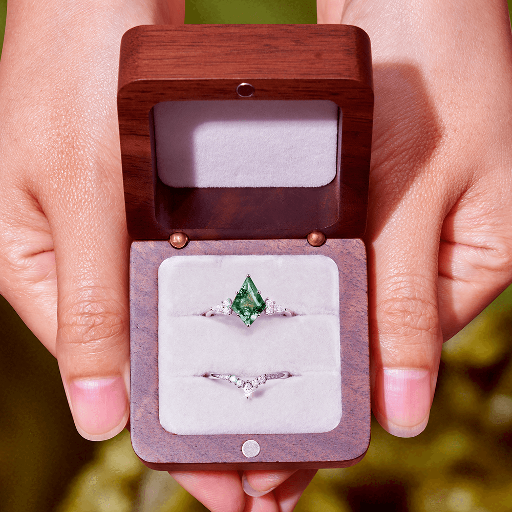 Grüner Moosachat-Ring aus Sterlingsilber