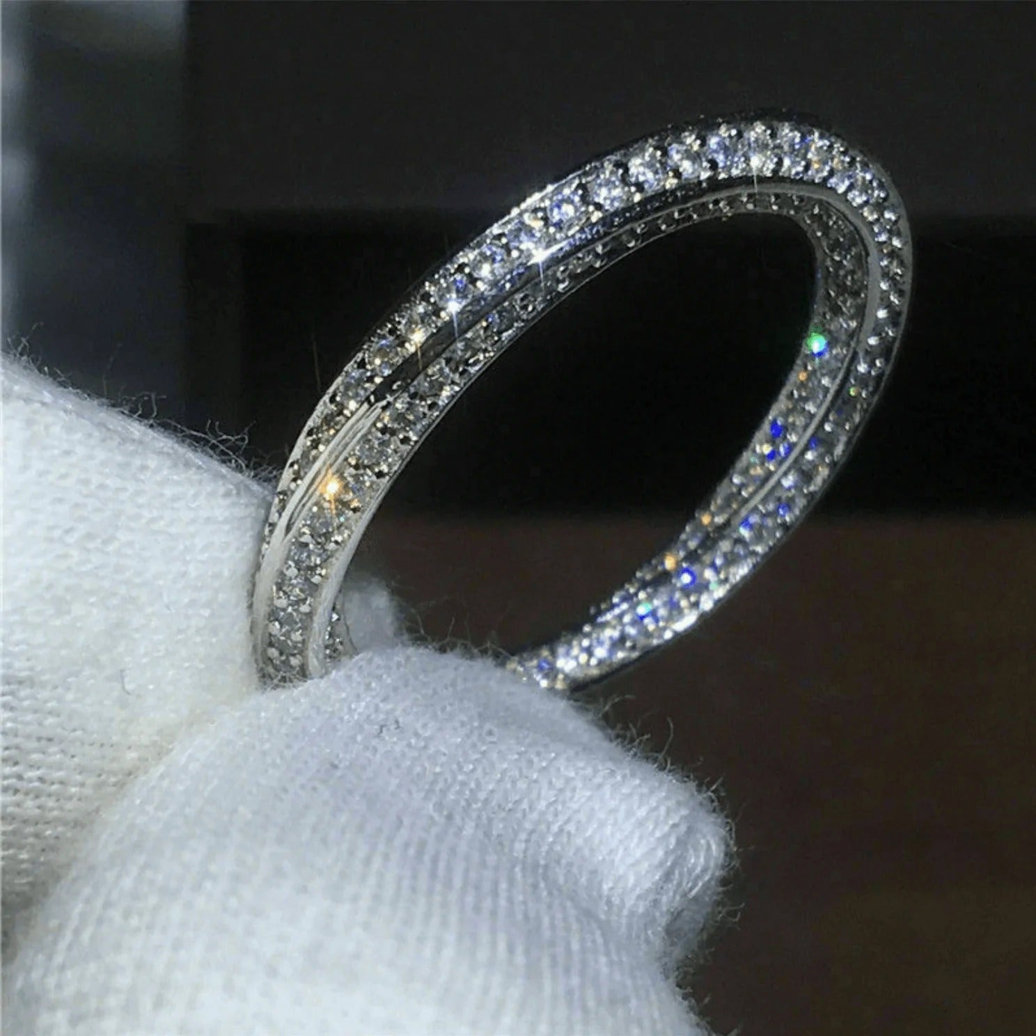 Der Julianne Woven Band Ring